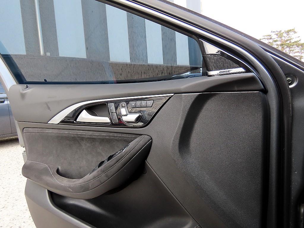 Infiniti Q - Vista 11