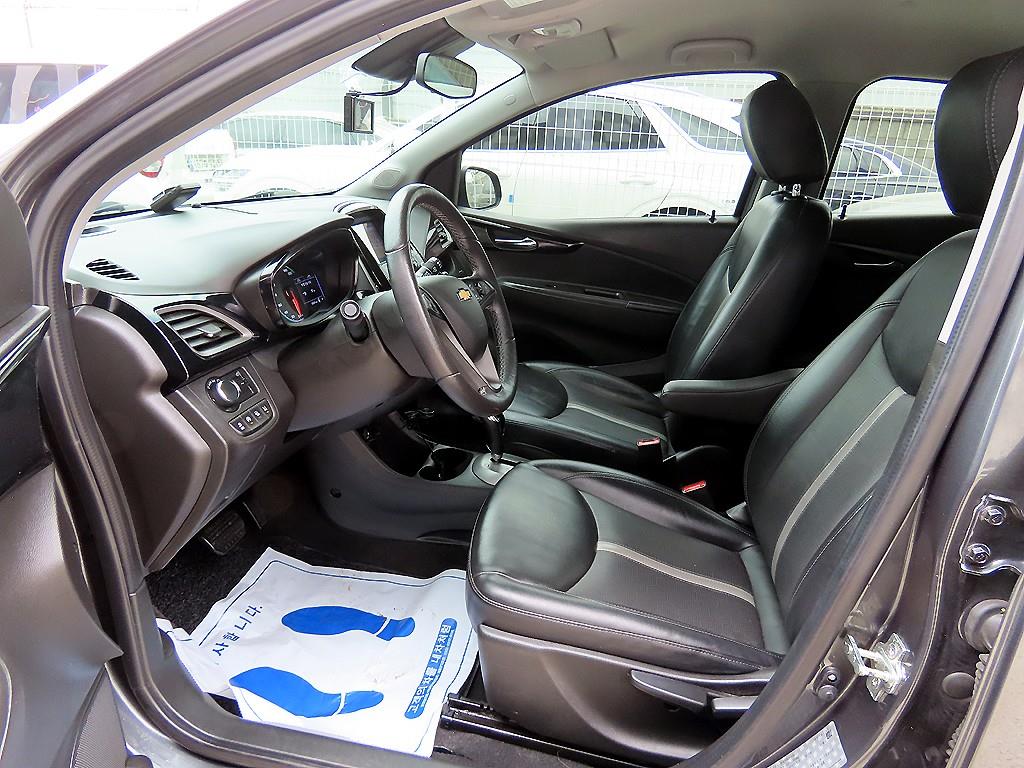 Chevrolet Spark - Vista 5