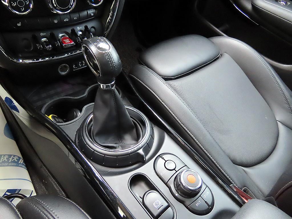 Mini Clubman - Vista 10