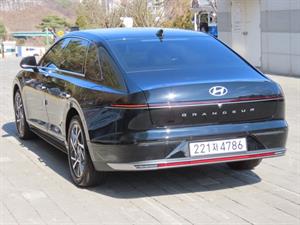 HYUNDAI Grandeur - Vista 8