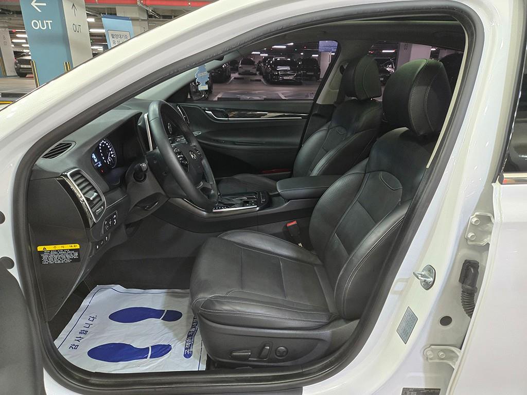 HYUNDAI Grandeur - Vista 6