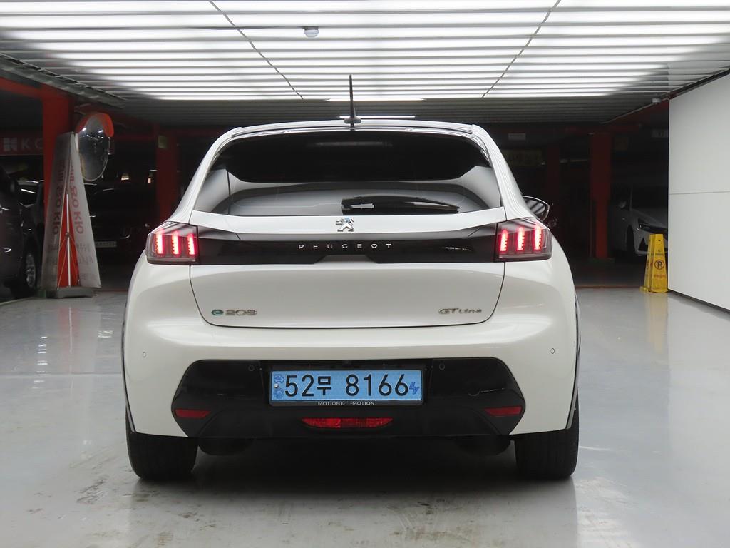 Peugeot 208 - Vista 3