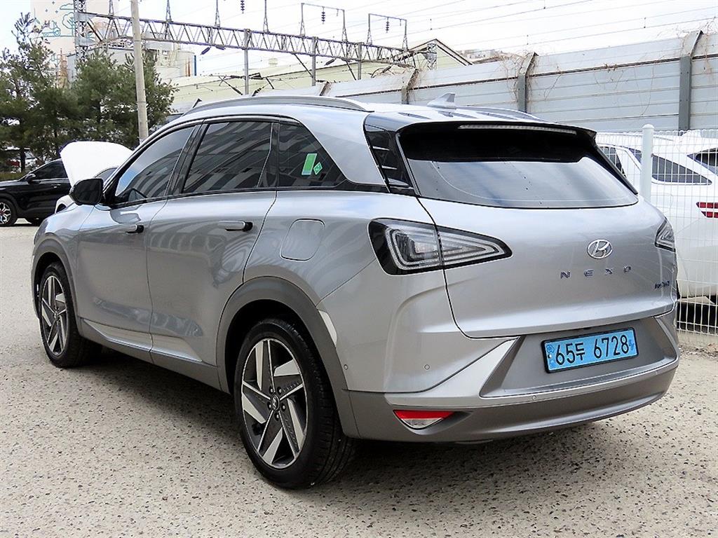 HYUNDAI Nexo - Vista 3