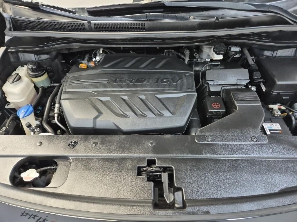 KIA Carnival - Vista 5