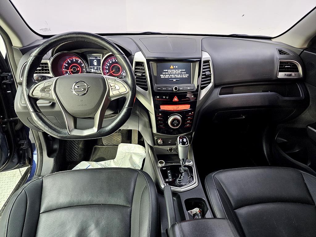 Ssangyong Tivoli - Vista 5