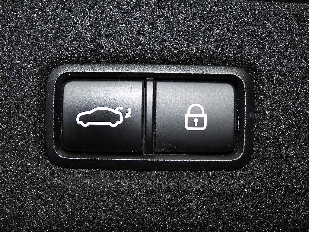 Genesis EQ900 2017 Negro - Importación desde Corea - HF Imports Iquique - Foto 17