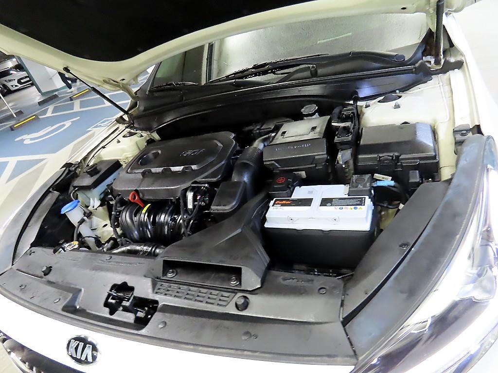 KIA K7 2017 Blanco - Importación desde Corea - HF Imports Iquique - Foto 19