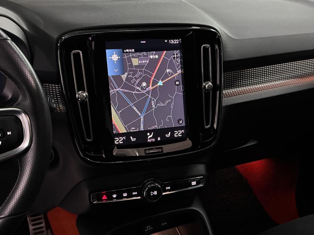 Volvo XC40 - Vista 9