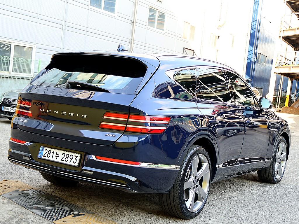 Genesis GV80 - Vista 7