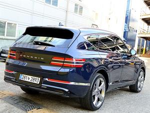 Genesis GV80 - Vista 8