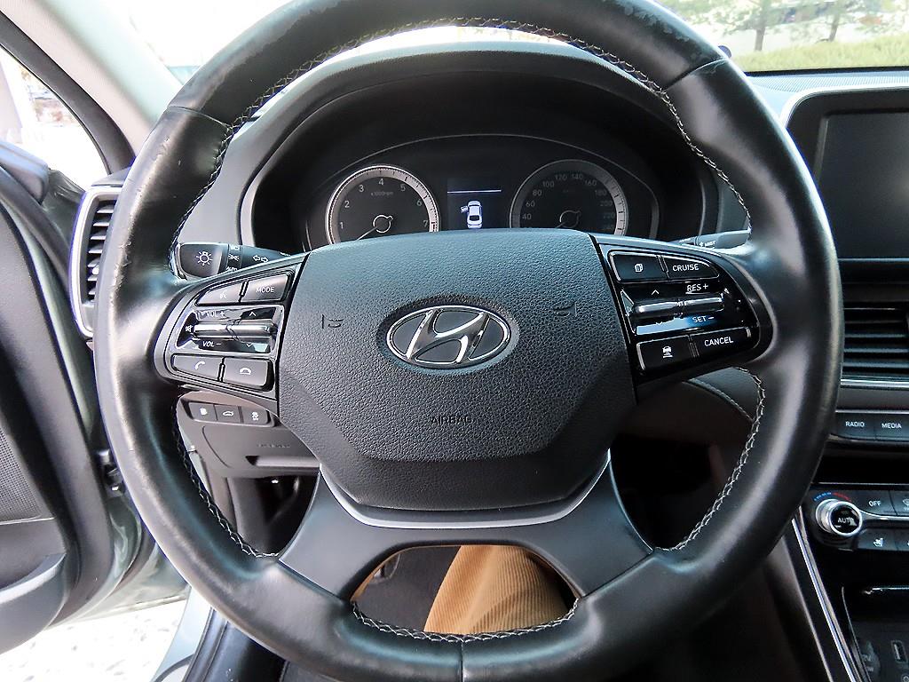 HYUNDAI Grandeur - Vista 8