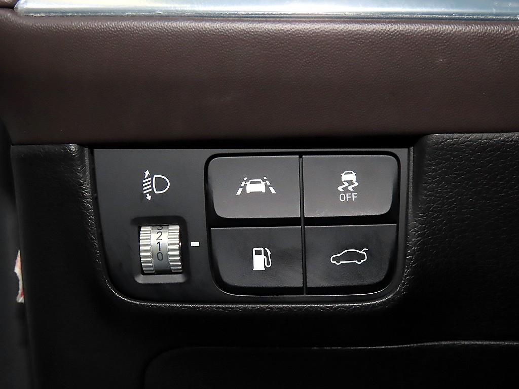 HYUNDAI Grandeur 2020 Blanco - Importación desde Corea - HF Imports Iquique - Foto 13