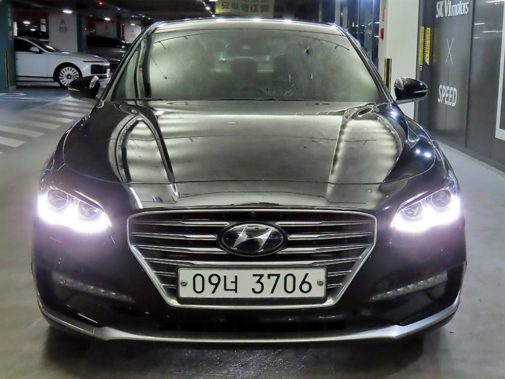 HYUNDAI Grandeur - Vista 2