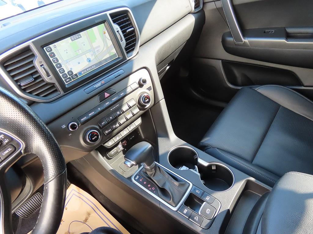 KIA Sportage - Vista 10