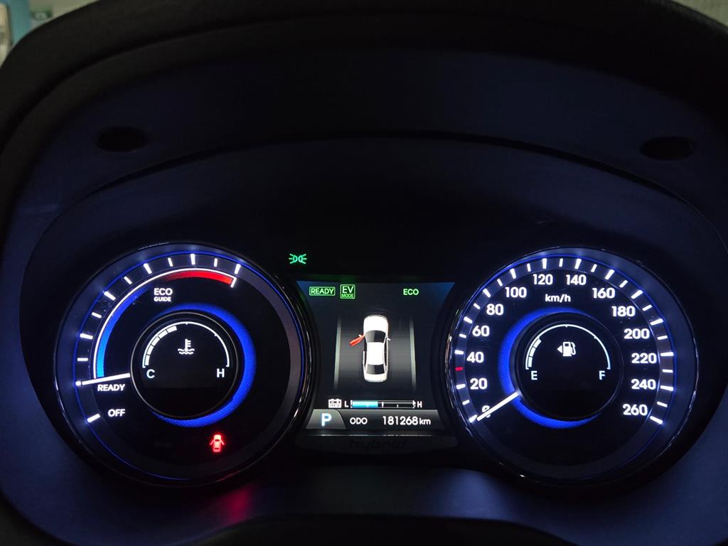 HYUNDAI Grandeur - Vista 9