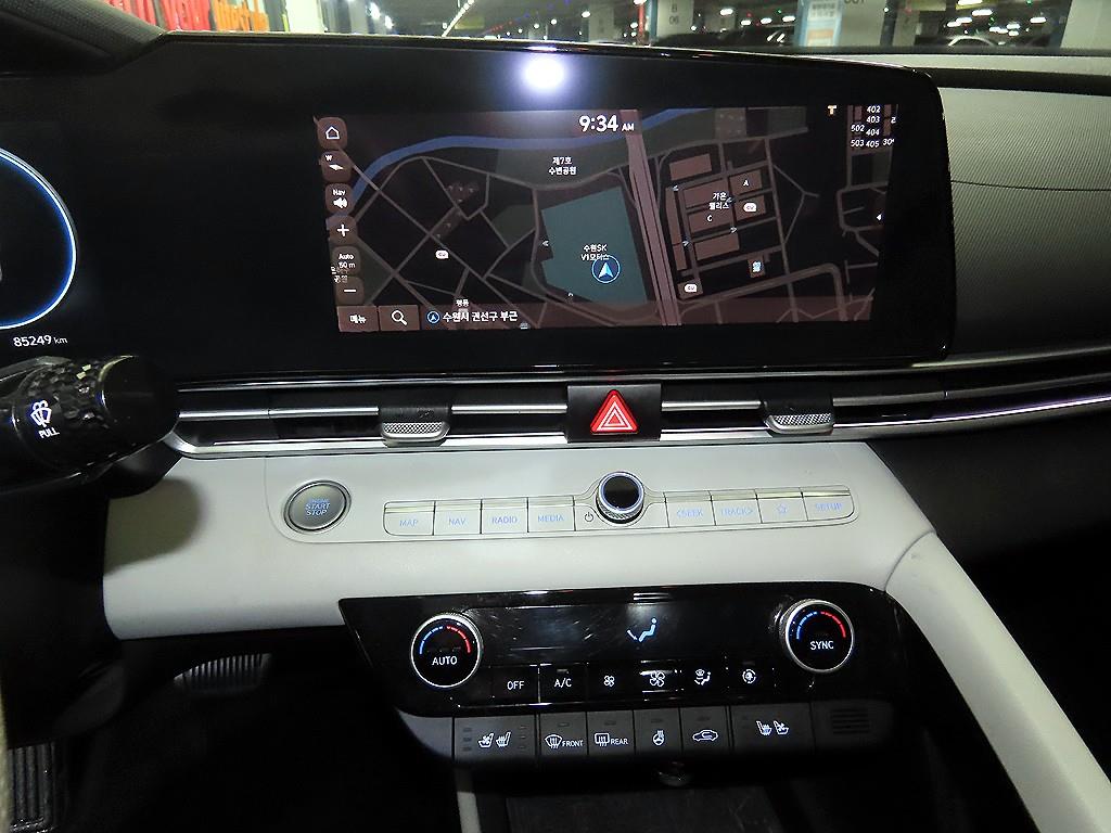 HYUNDAI Avante - Vista 11