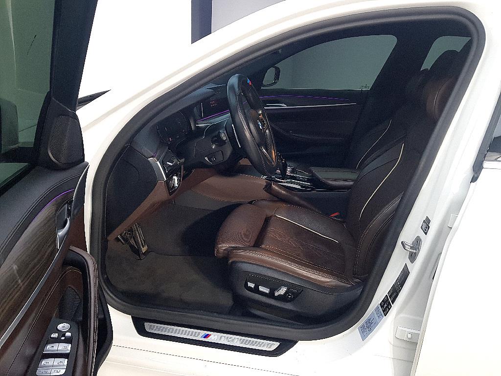 BMW 5 Series - Vista 8