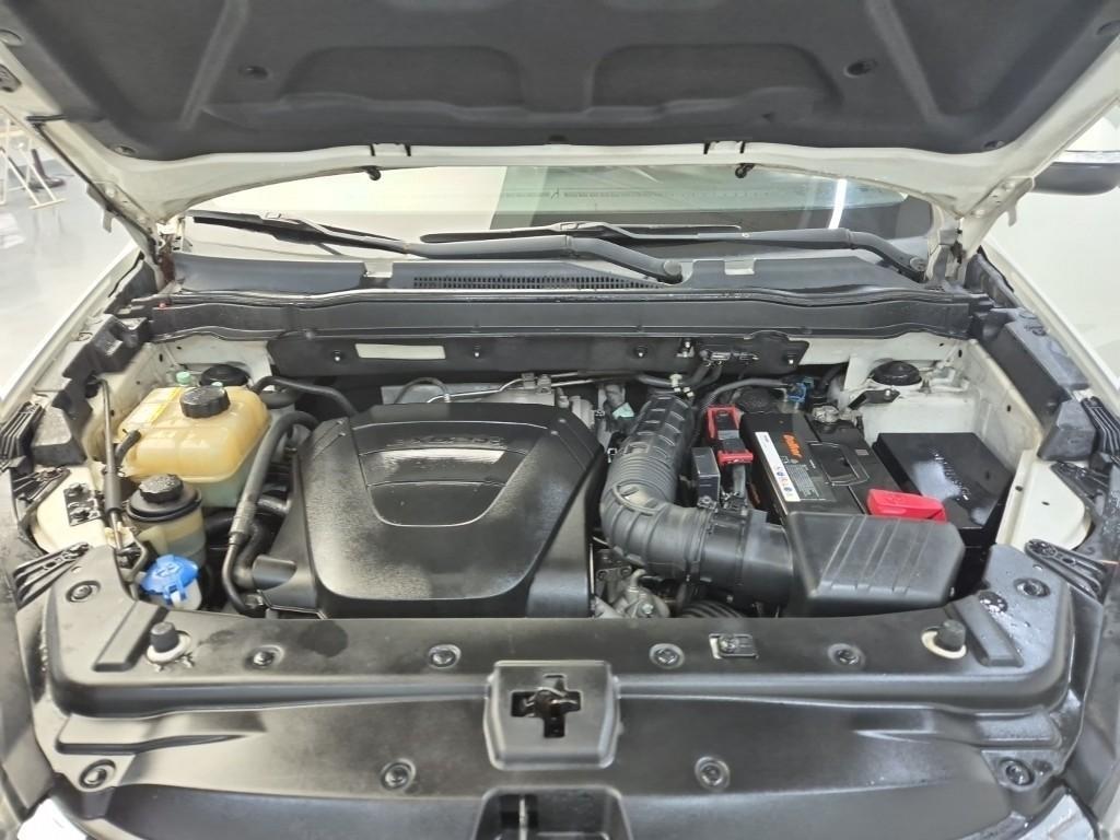 Ssangyong Korando - Vista 4