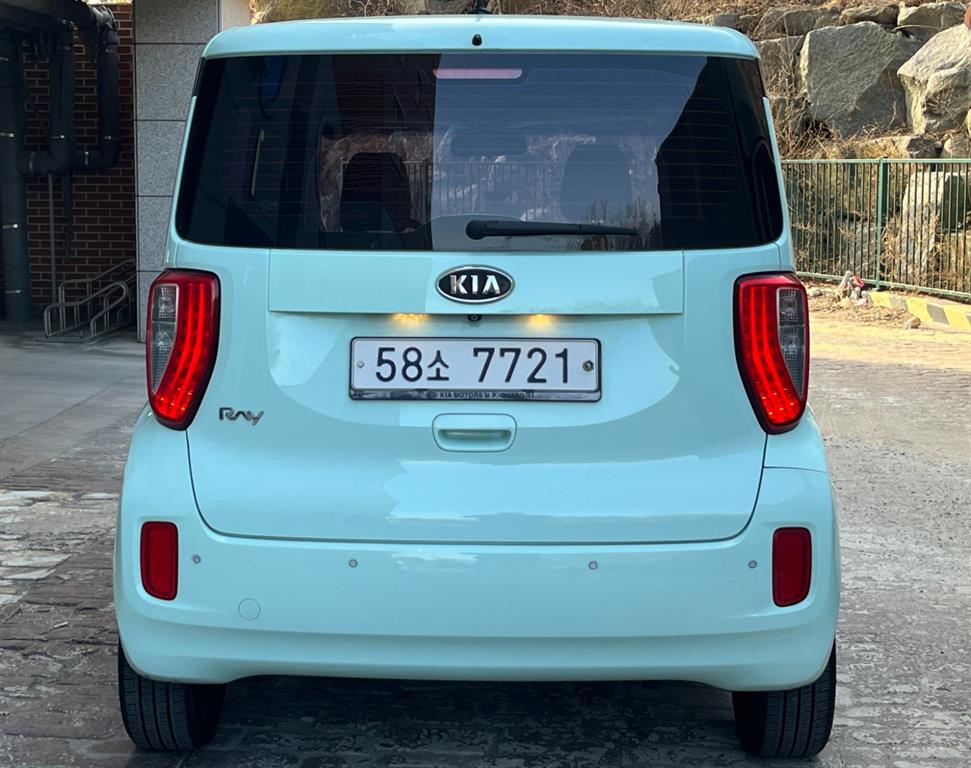 KIA Ray - Vista 4