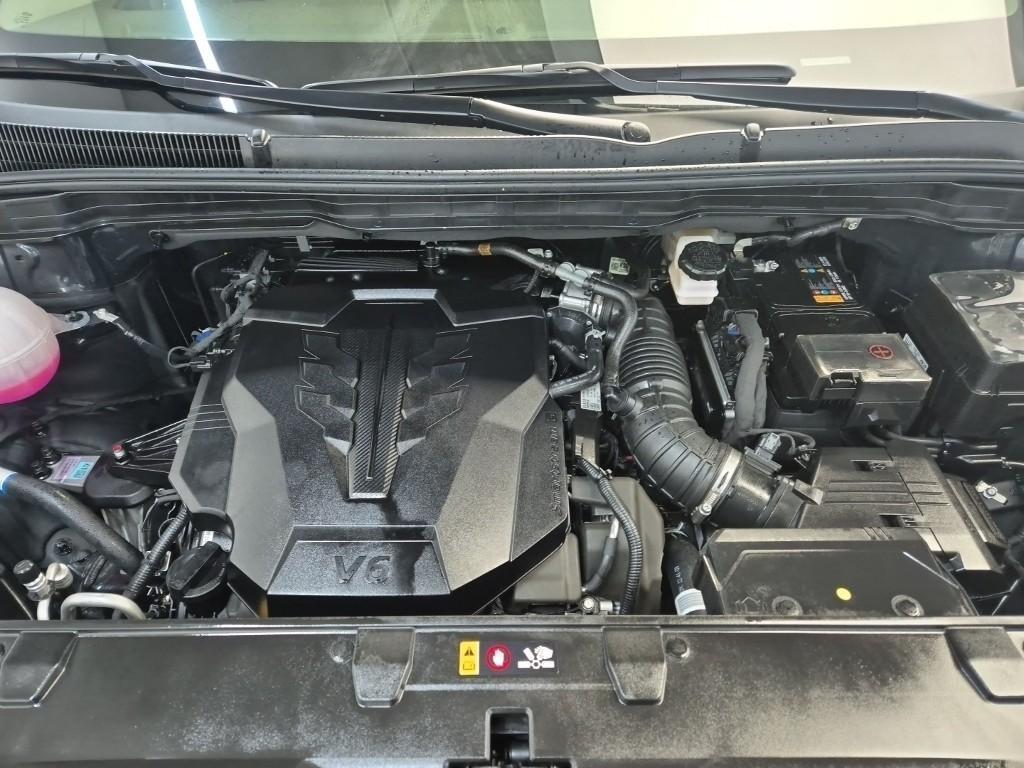 KIA Carnival - Vista 5