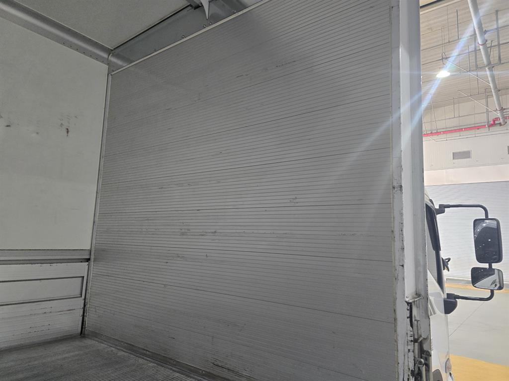 medium and large cargo truck 2023 Blanco - Importación desde Corea - HF Imports Iquique - Foto 16