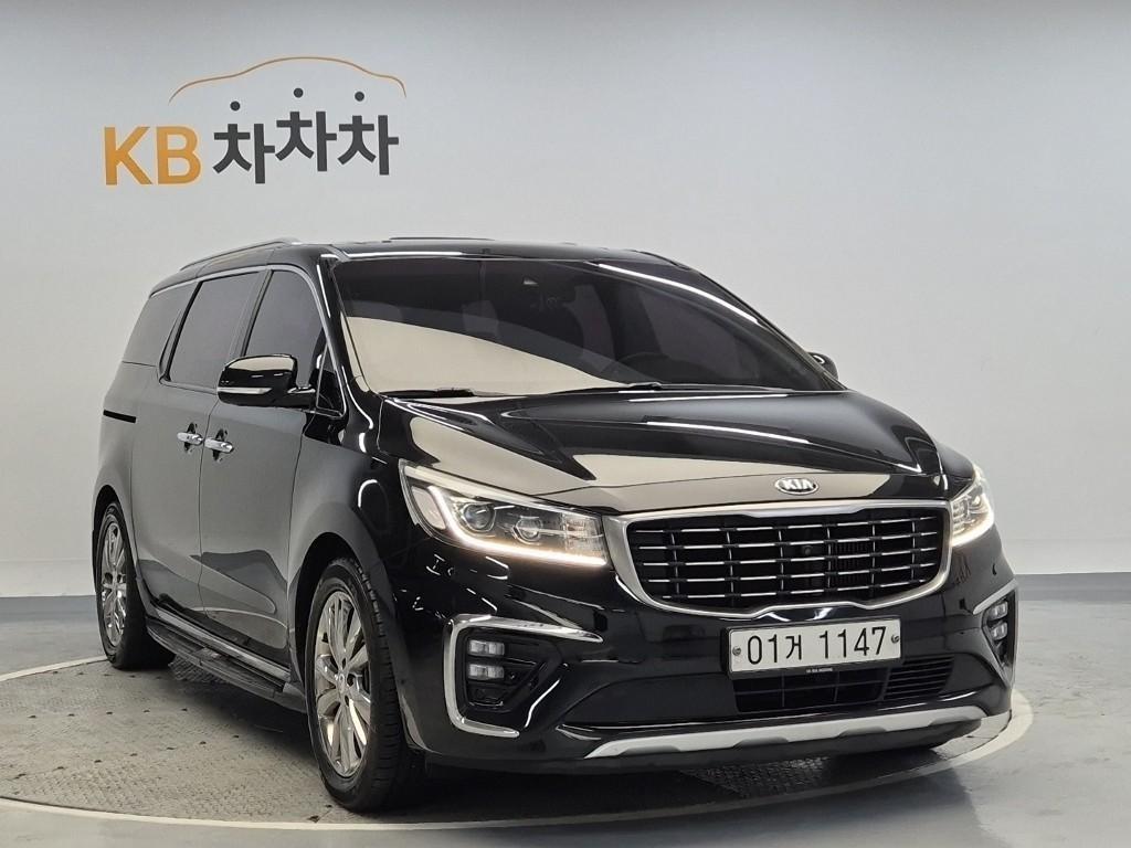 KIA Carnival - Vista 4