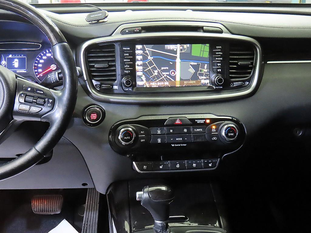 KIA Sorento - Vista 11