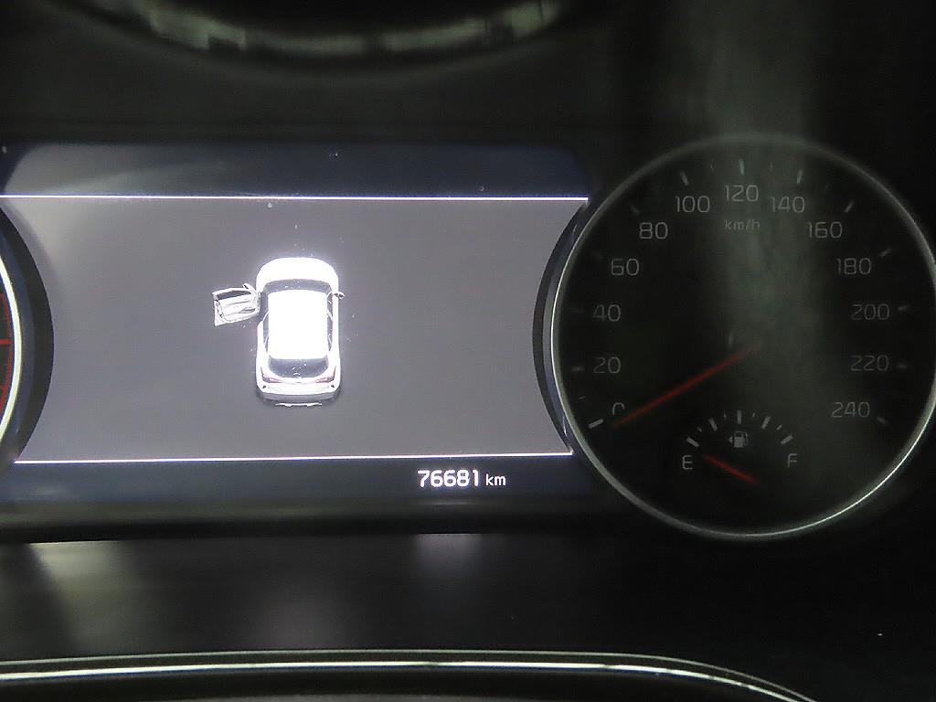 KIA Seltos - Vista 11