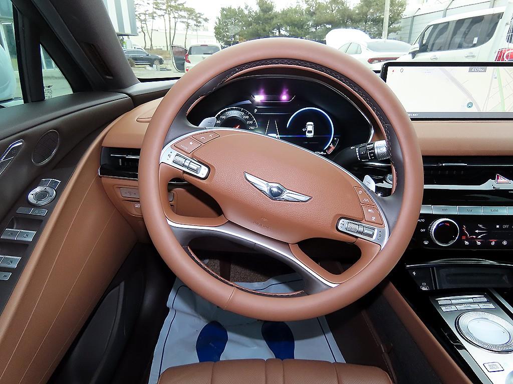 Genesis G80 - Vista 8