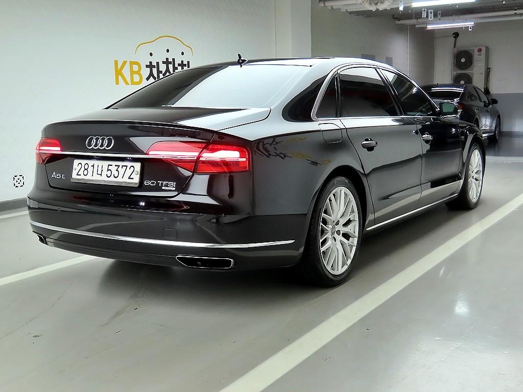 Audi A8 - Vista 4