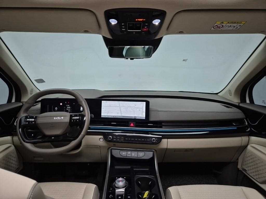 KIA Carnival - Vista 7