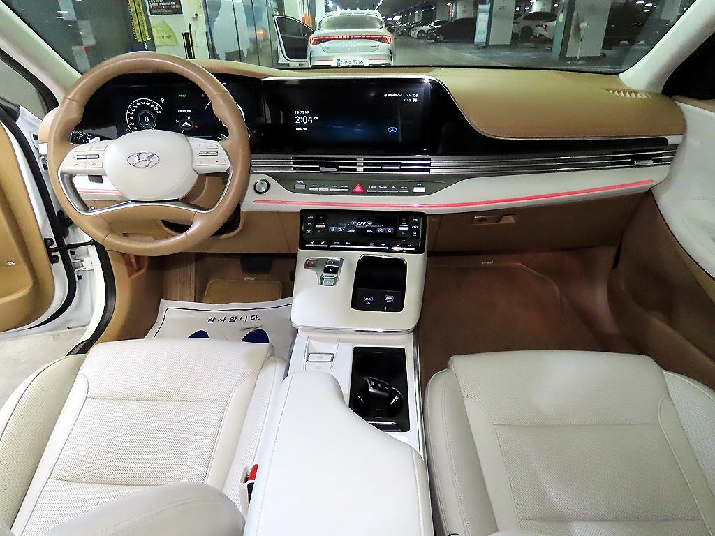 HYUNDAI Grandeur - Vista 6