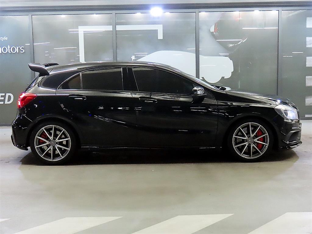 Mercedes Benz A Class - Vista 3