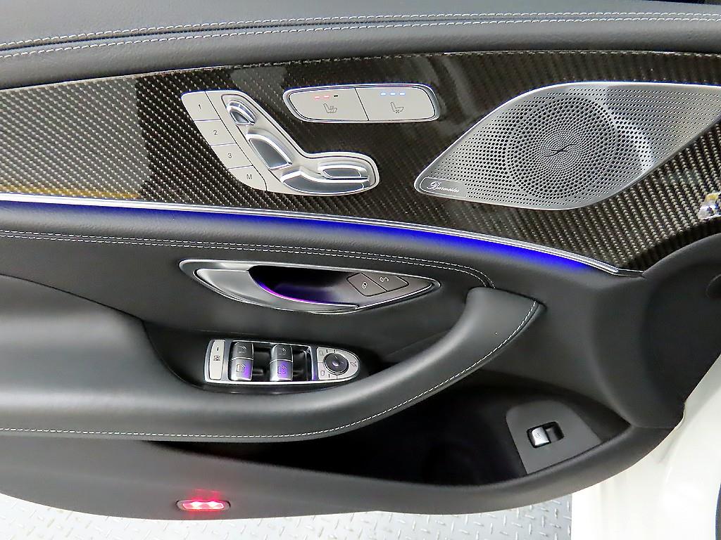 Mercedes Benz CLS Class - Vista 11