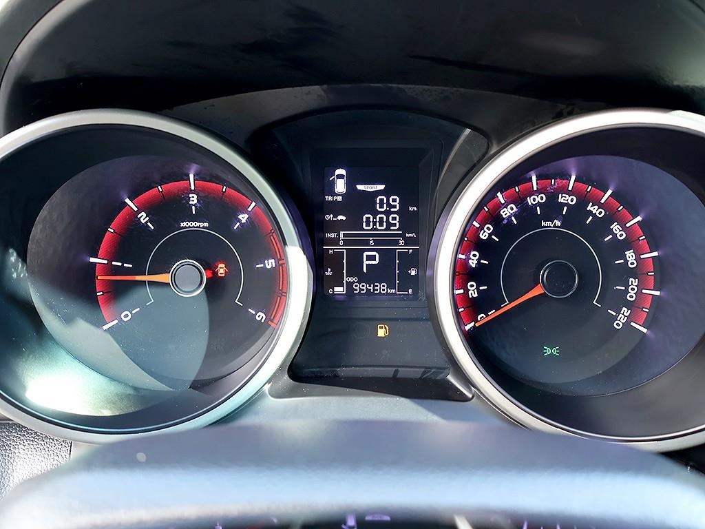 Ssangyong Tivoli - Vista 11