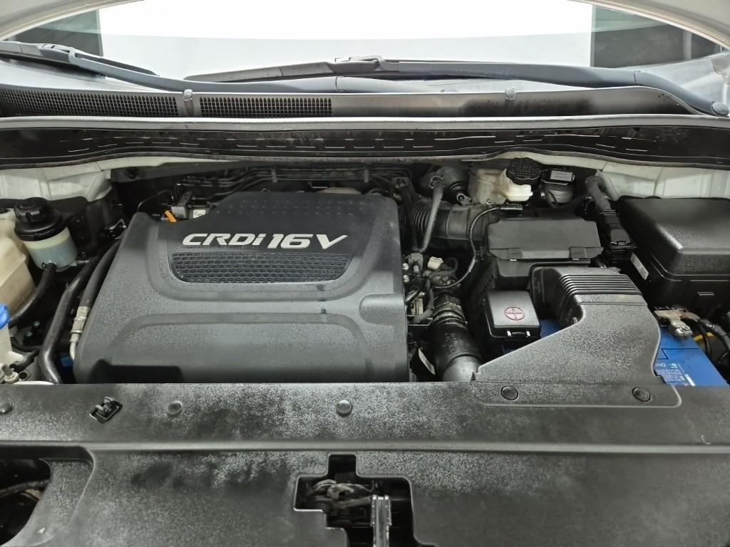 KIA Carnival - Vista 5