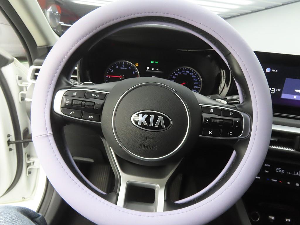 KIA K5 - Vista 8