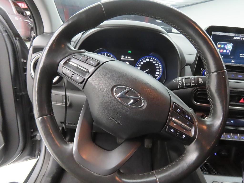 HYUNDAI Kona - Vista 6