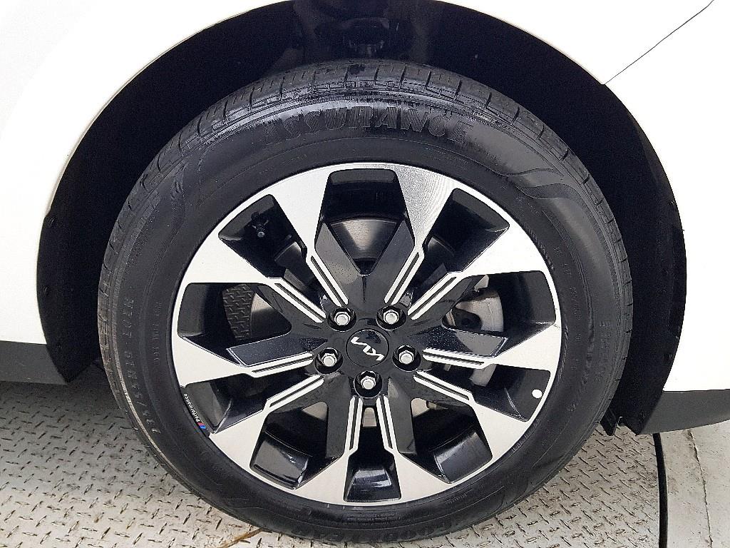 KIA Carnival 2023 Blanco - Importación desde Corea - HF Imports Iquique - Foto 20