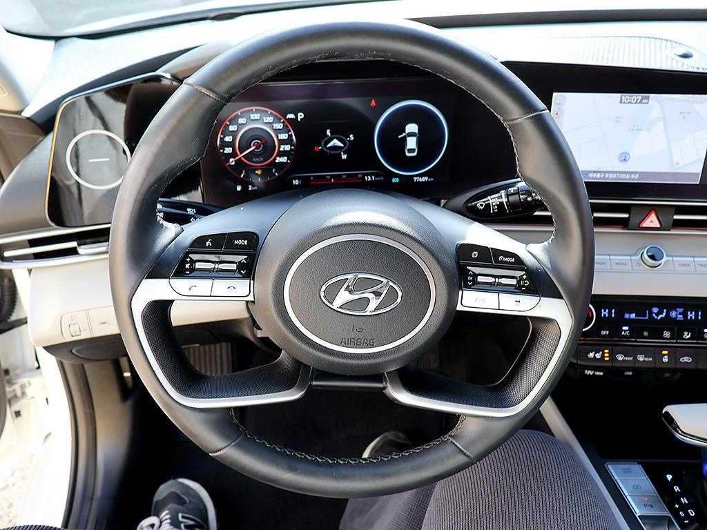 HYUNDAI Avante 2021 Blanco - Importación desde Corea - HF Imports Iquique - Foto 7