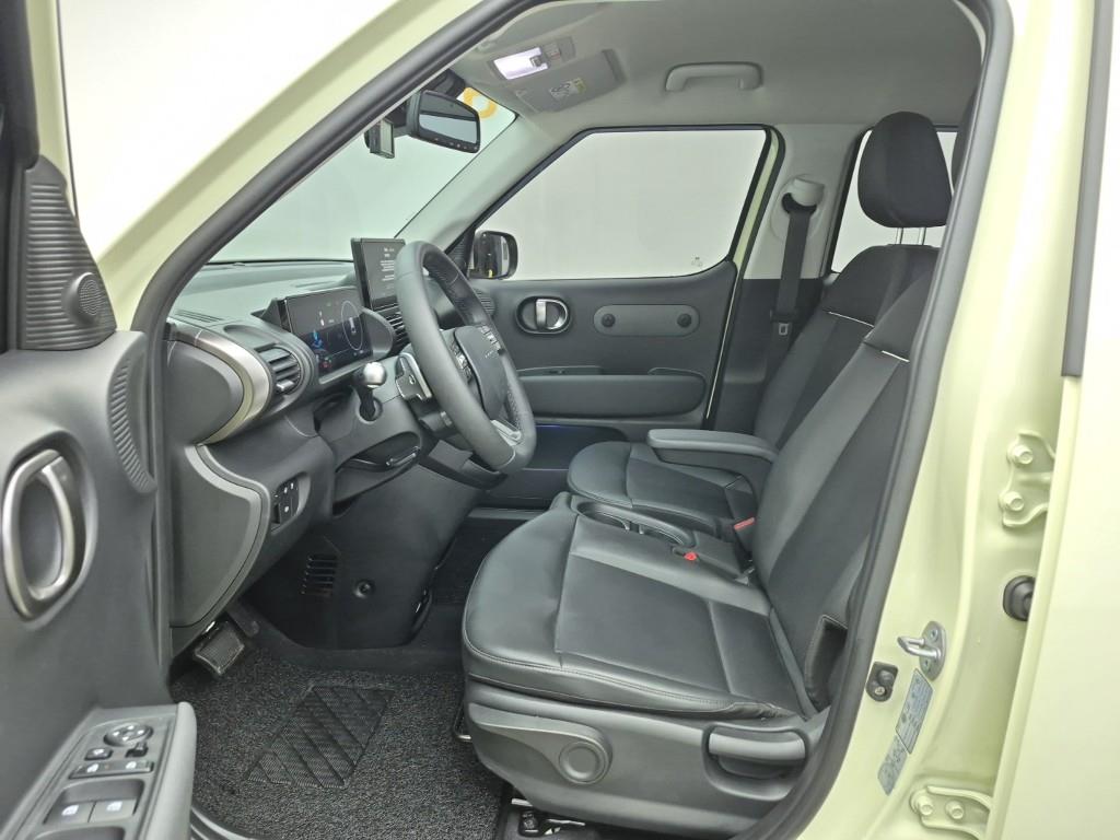 HYUNDAI Casper - Vista 11