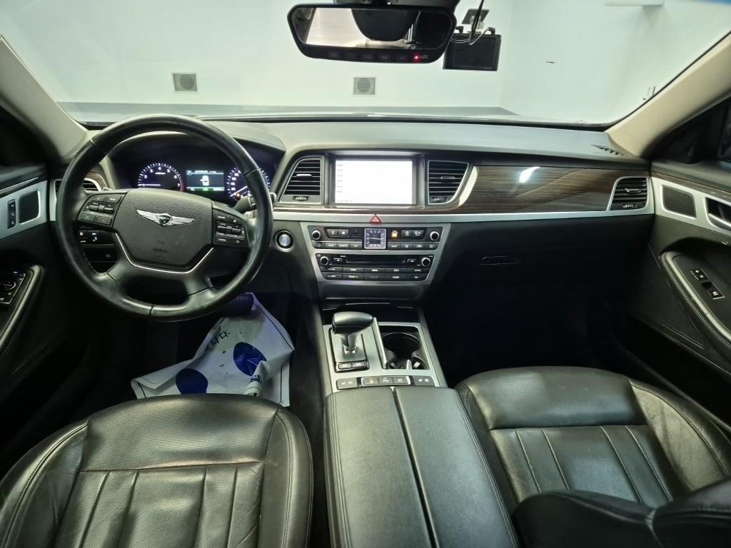 Genesis G80 - Vista 7