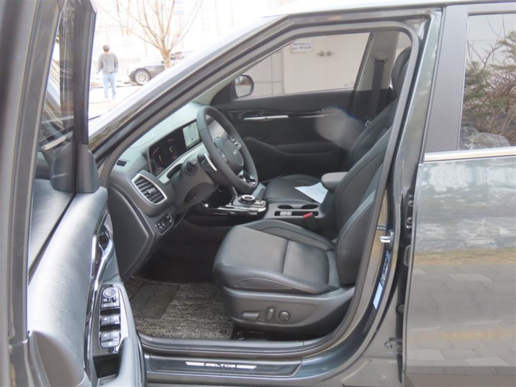 KIA Seltos 2025 Gris - Importación desde Corea - HF Imports Iquique - Foto 13