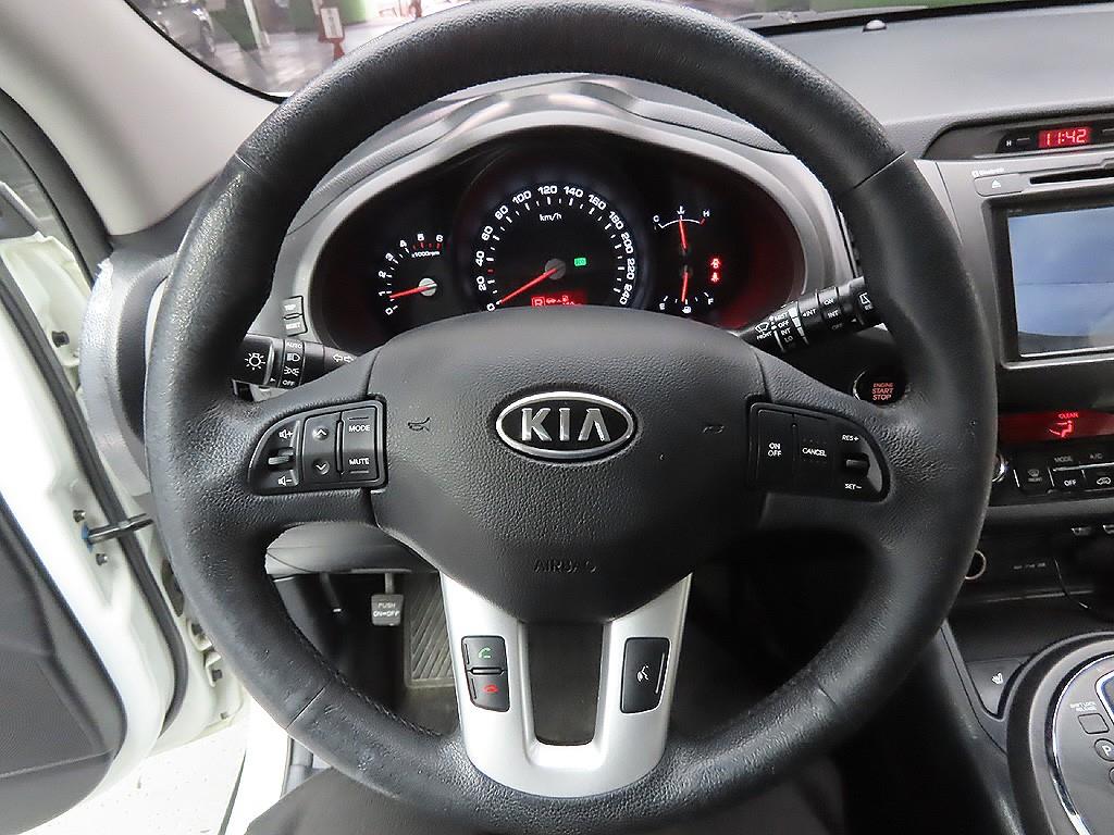 KIA Sportage 2012 Blanco - Importación desde Corea - HF Imports Iquique - Foto 11