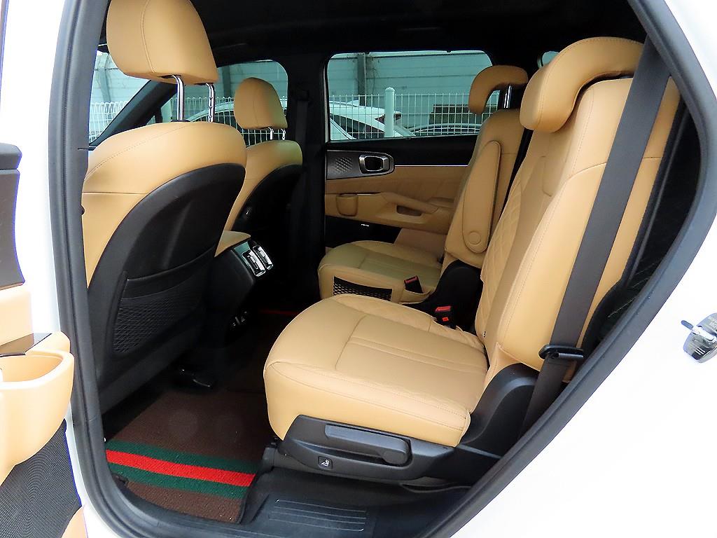 KIA Sorento - Vista 6