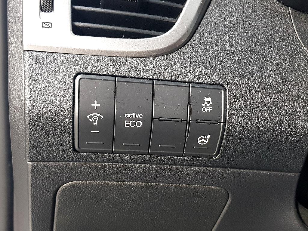 HYUNDAI i30 - Vista 12