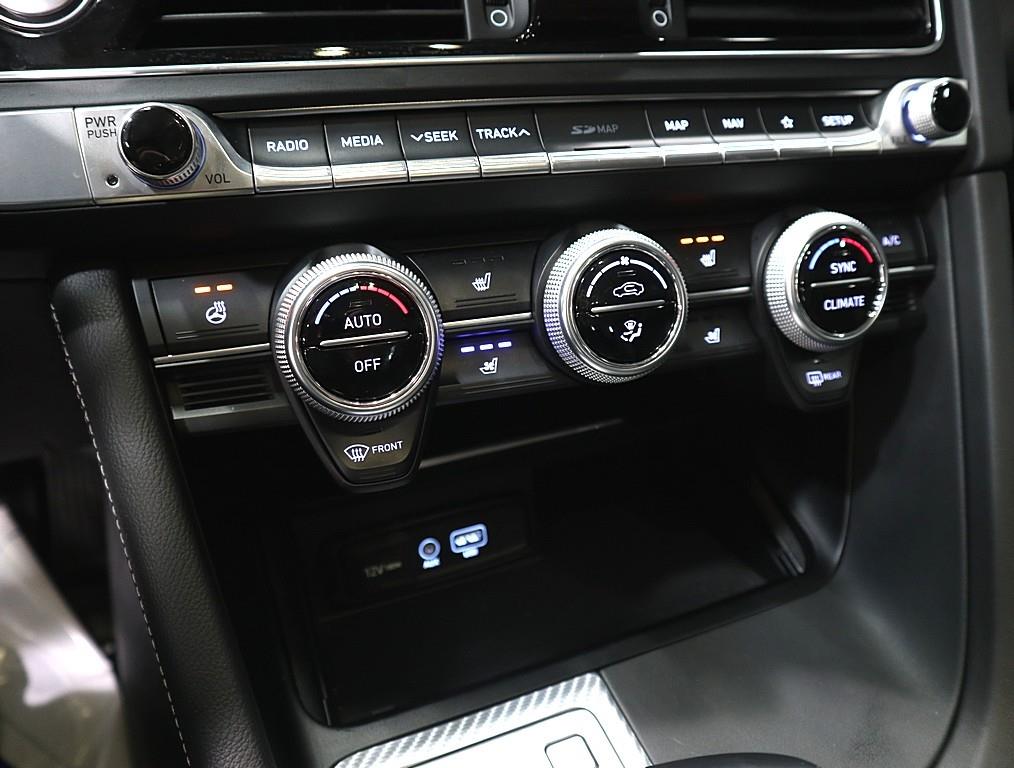 Genesis G70 2018 Negro - Importación desde Corea - HF Imports Iquique - Foto 14