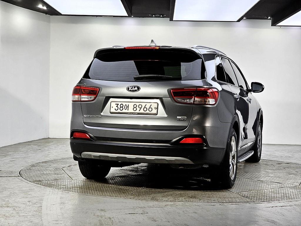 KIA Sorento - Vista 3