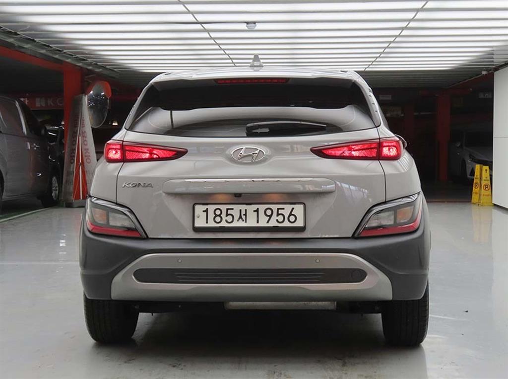 HYUNDAI Kona - Vista 3