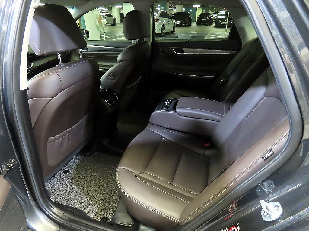 HYUNDAI Grandeur - Vista 7